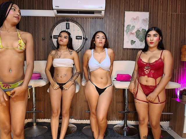 LatinsSquirting live cam on BongaCams