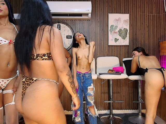 LatinsSquirting live cam