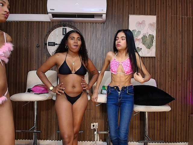 LatinsSquirting live cam on BongaCams