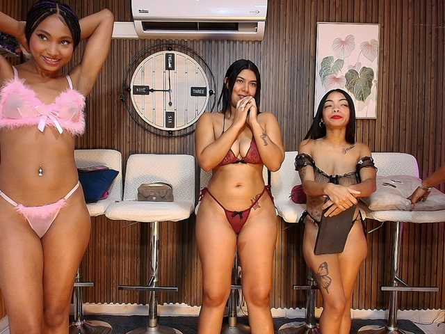 LatinsSquirting live cam on BongaCams