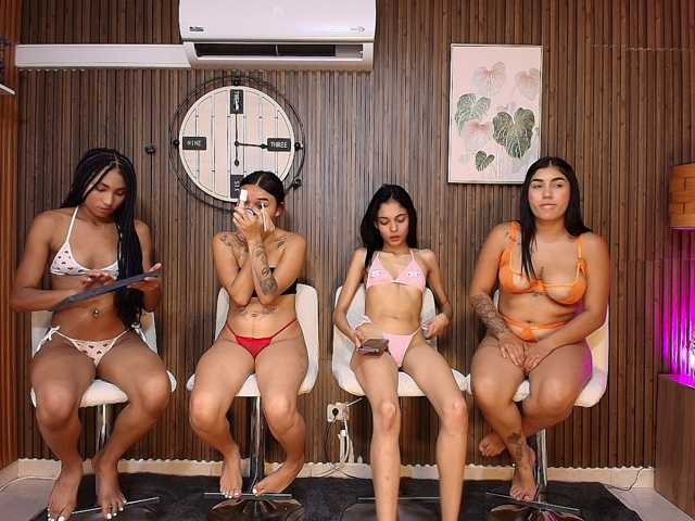 LatinsSquirting live cam on BongaCams