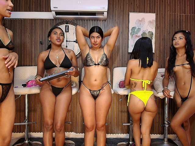LatinsSquirting