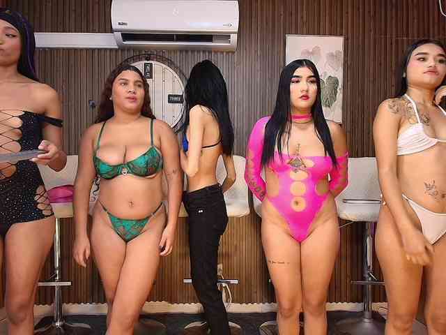 Modelo: LatinsSquirting