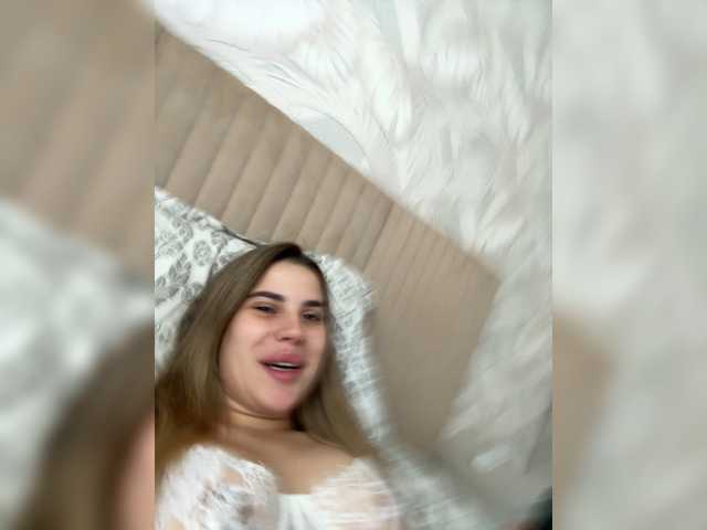 Elisavetaa live cam on BongaCams