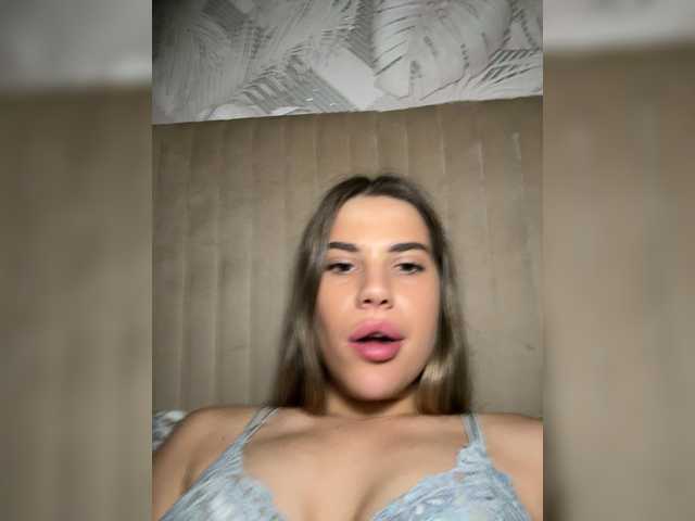 Elisavetaa live cam on BongaCams