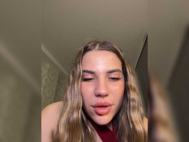 Elisavetaa live cam on BongaCams