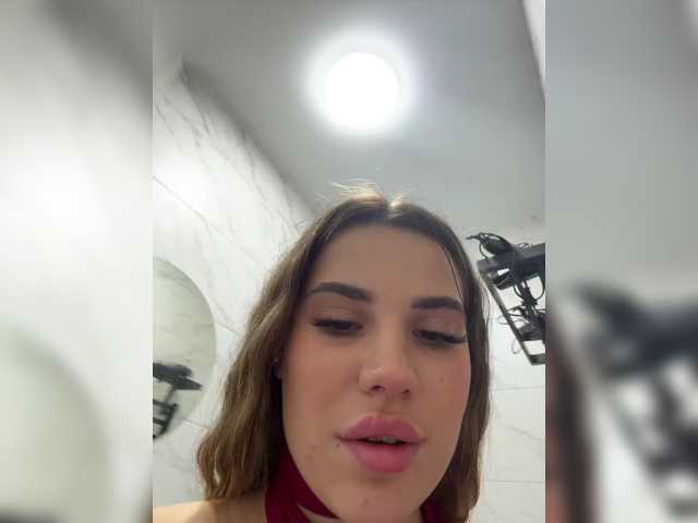 Elisavetaa live cam on BongaCams