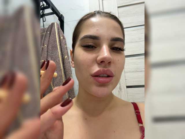 Elisavetaa live cam on BongaCams