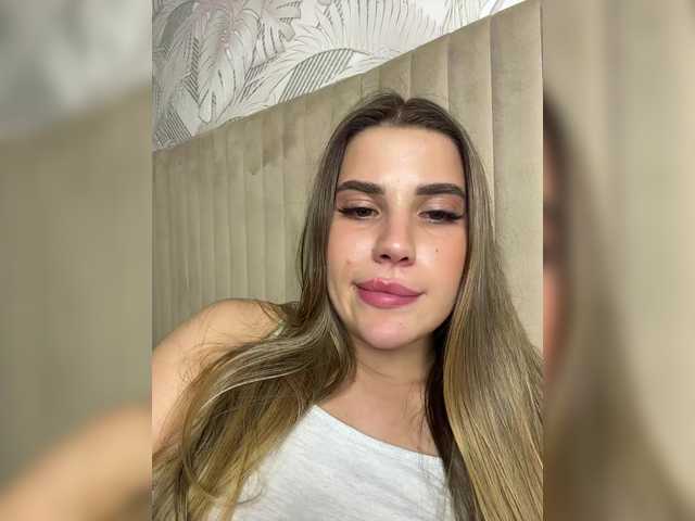Elisavetaa live cam on BongaCams