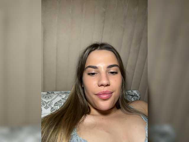 Elisavetaa live cam on BongaCams