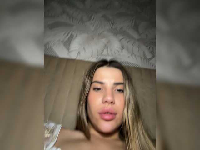 Elisavetaa live cam on BongaCams