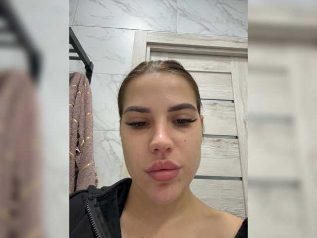 Elisavetaa live cam on BongaCams