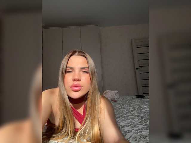 Elisavetaa live cam on BongaCams