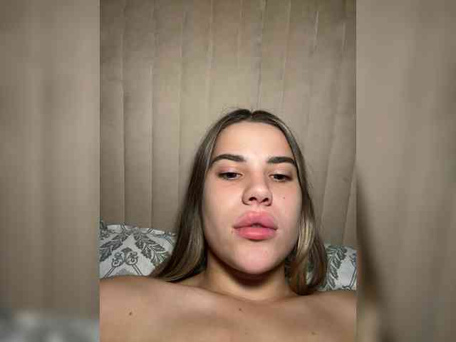 Elisavetaa Live Webcam on BongaCams