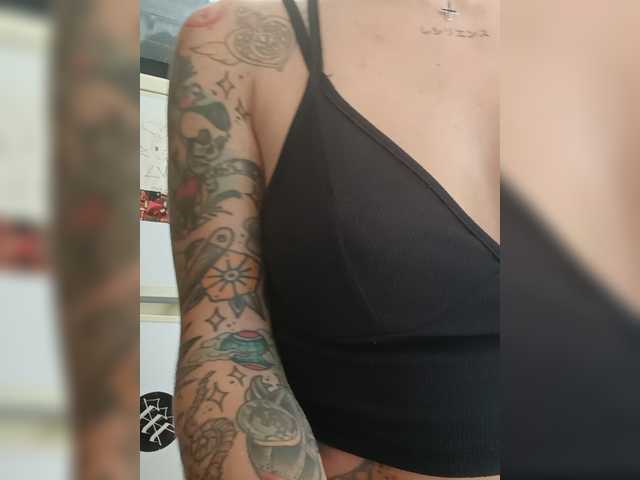 VenusInkNoir live cam on BongaCams