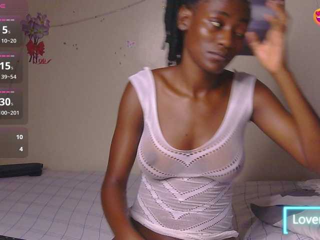 KissMeCoco live cam on BongaCams