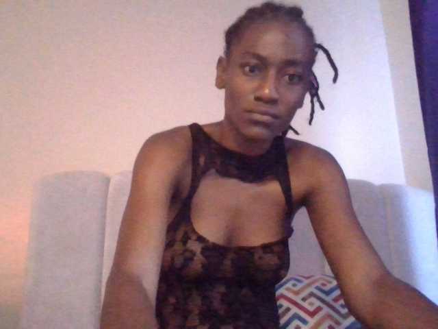 KissMeCoco live cam on BongaCams