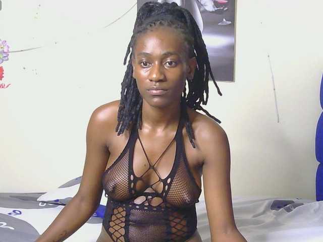 KissMeCoco live cam preview