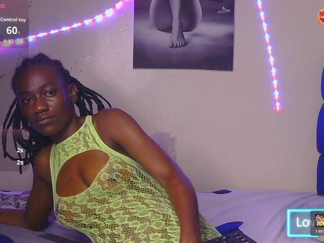 KissMeCoco live cam on BongaCams