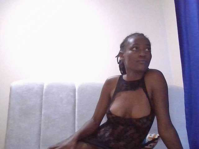 KissMeCoco live cam on BongaCams
