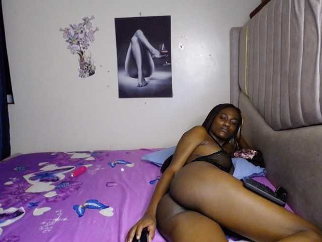 KissMeCoco live cam on BongaCams