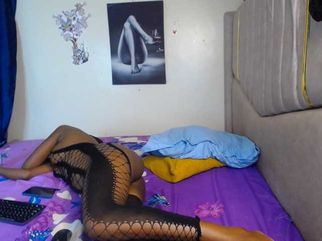 KissMeCoco live cam on BongaCams