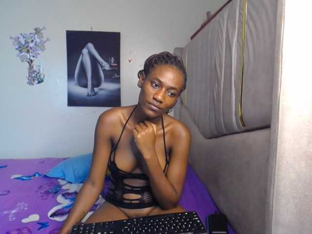 KissMeCoco live cam on BongaCams