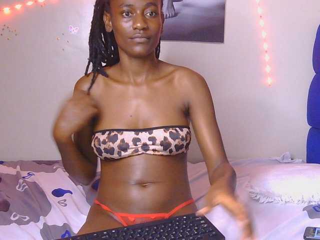 KissMeCoco live cam on BongaCams