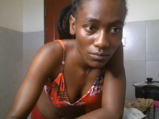 KissMeCoco live cam on BongaCams