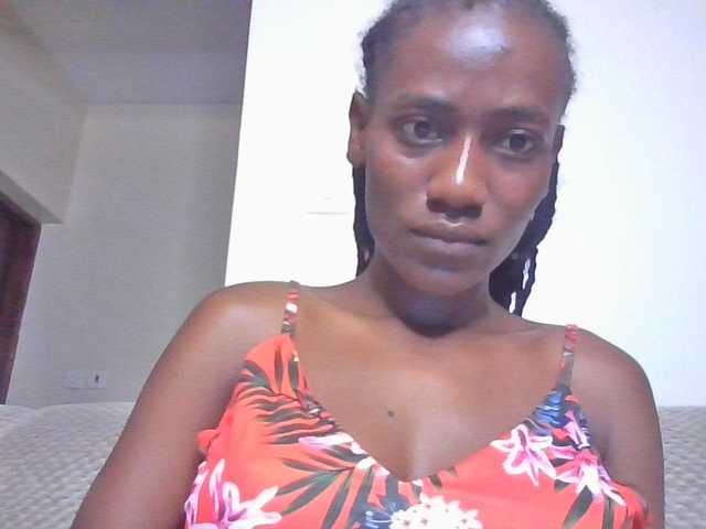 KissMeCoco live cam on BongaCams