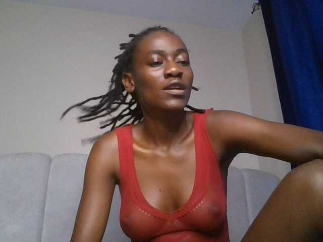 KissMeCoco live cam on BongaCams