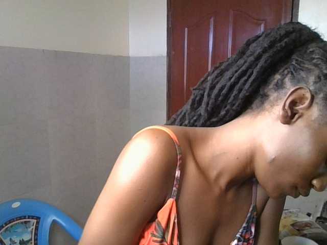 KissMeCoco live cam on BongaCams