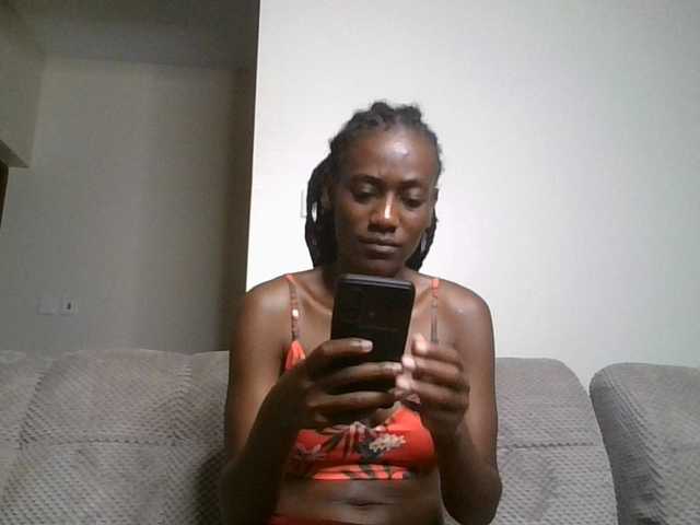 KissMeCoco live cam on BongaCams