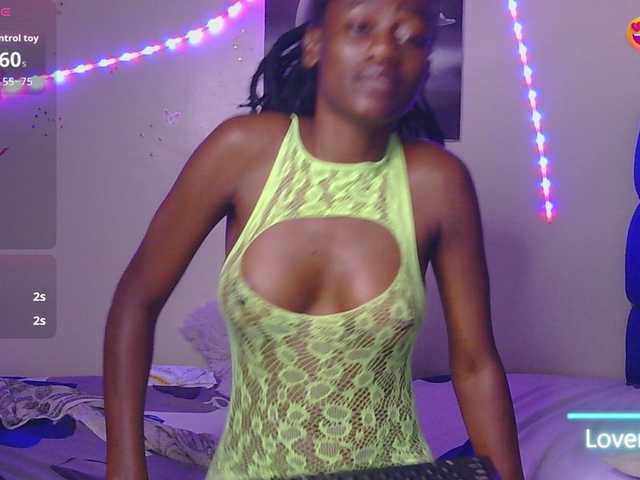 KissMeCoco live cam on BongaCams