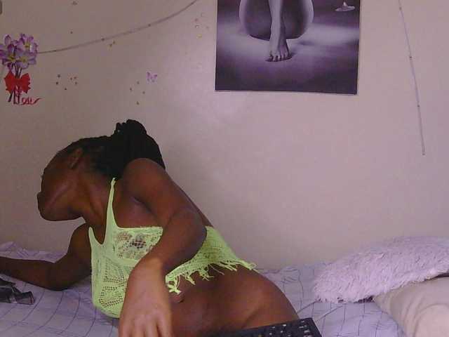 KissMeCoco live cam preview