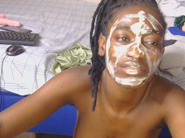 KissMeCoco live cam on BongaCams