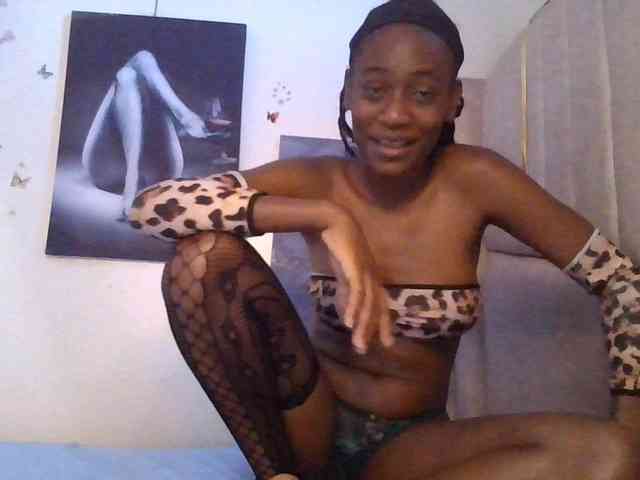 KissMeCoco webcam