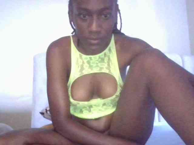 KissMeCoco webcam
