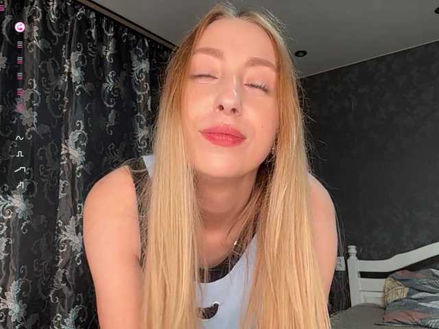 HesterHeer live cam preview