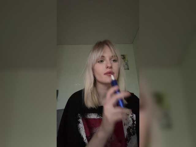 LizzuCrown live cam on BongaCams