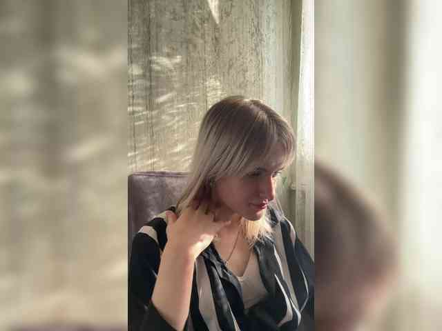 Модель: LizzuCrown