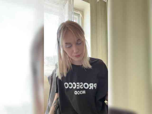 LizzuCrown LizzuCrown