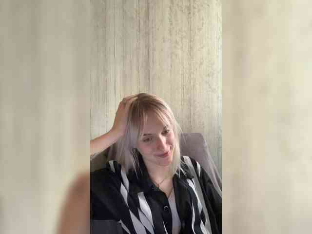 LizzuCrown LizzuCrown