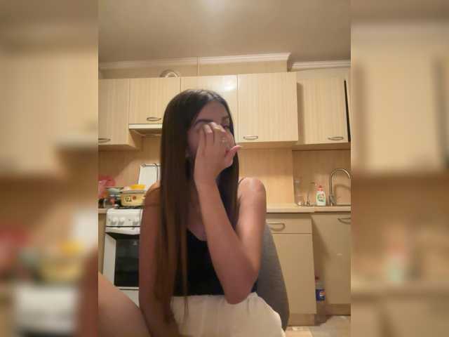 Asya2527 live cam on BongaCams