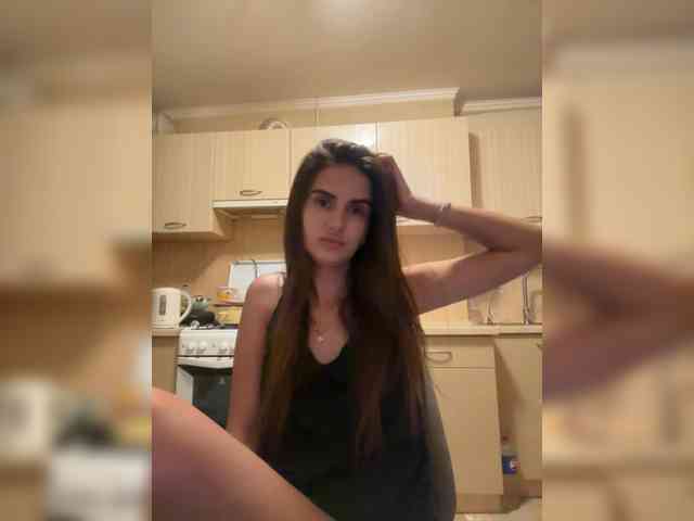 Asya2527 webcam
