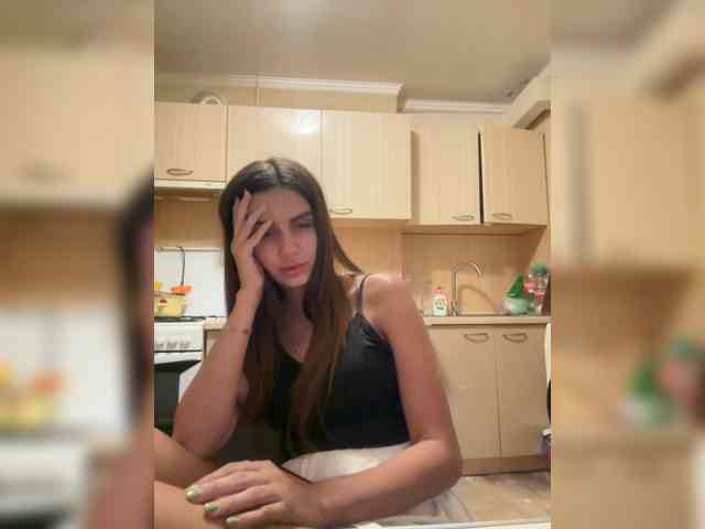 Asya2527 webcam