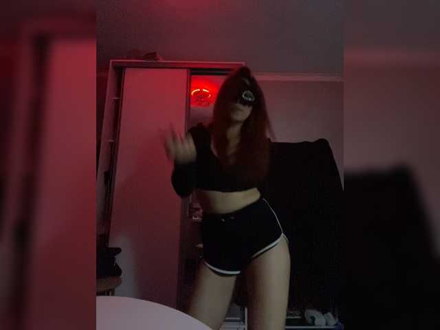 Empress-Ive Nude Live Sex Shows