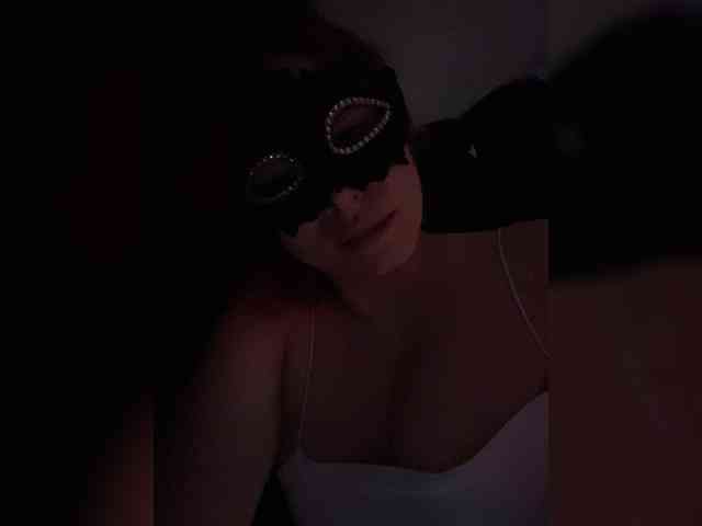 Empress-Ive webcam