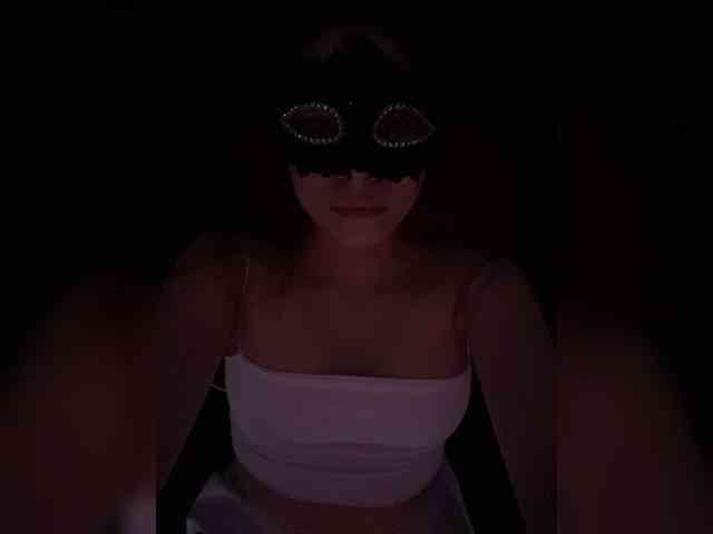 Empress-Ive webcam