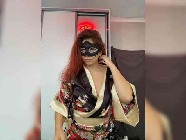 Empress-Ive webcam